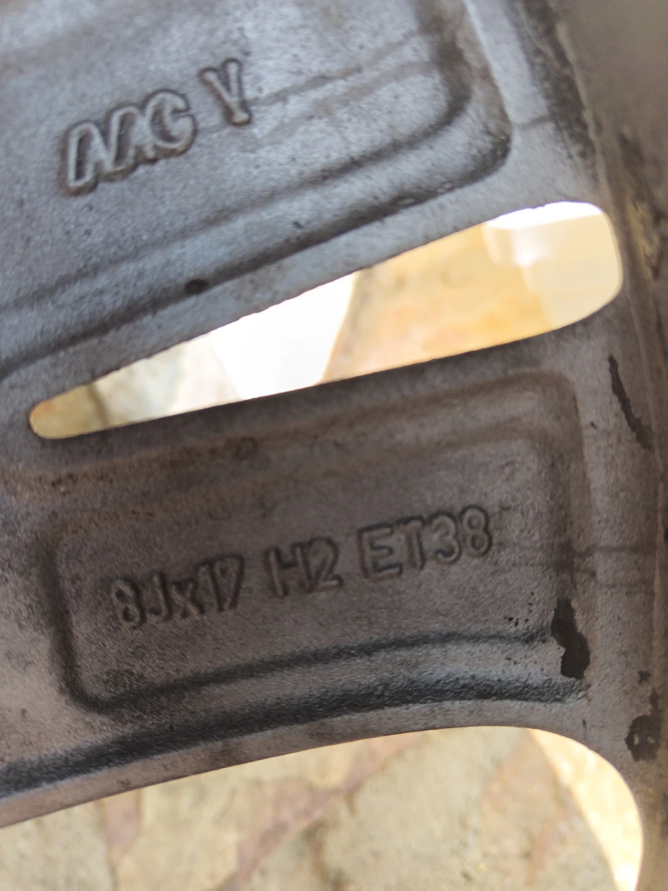 ���� � ������ 245/45R17 �� Mercedes-Benz E 280 | Mobile.bg � ����������� 8