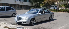 Mercedes-Benz E 320, снимка 1