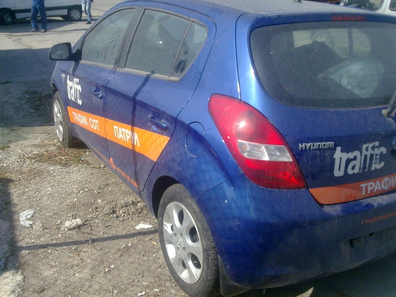 Hyundai I20 1.2i, снимка 16 - Автомобили и джипове - 29401537