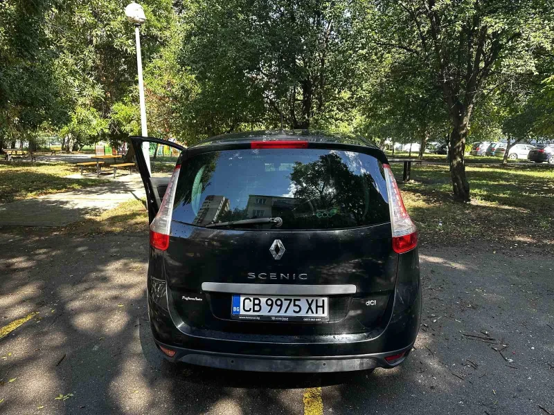 Renault Scenic, снимка 5 - Автомобили и джипове - 47229198