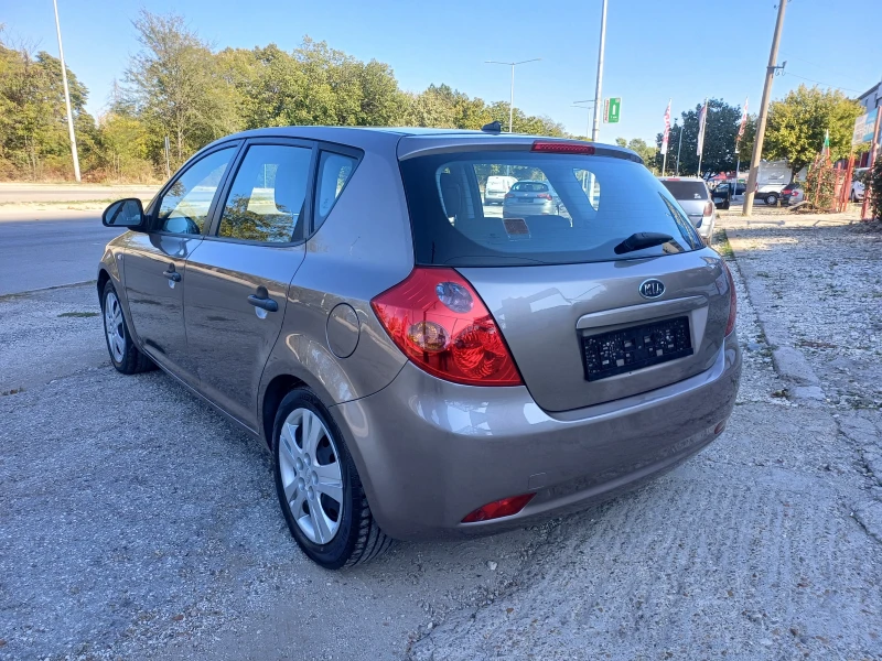 Kia Ceed 1.4i  GPL, снимка 7 - Автомобили и джипове - 47640146