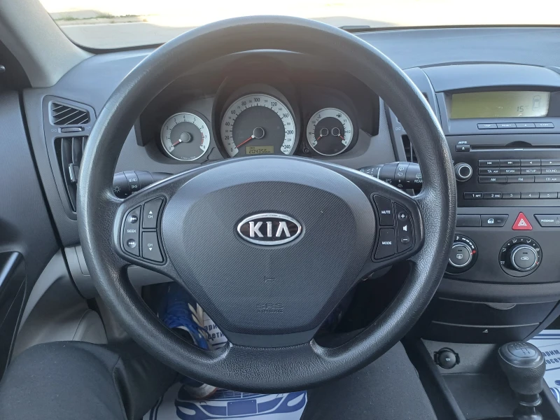 Kia Ceed 1.4i  GPL, снимка 11 - Автомобили и джипове - 47640146