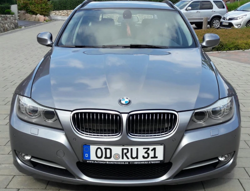 BMW 320 Edition Автоматик, снимка 1 - Автомобили и джипове - 47650853