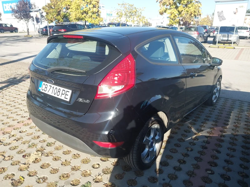 Ford Fiesta, снимка 7 - Автомобили и джипове - 47654909