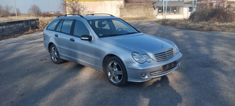 Mercedes-Benz C 180, снимка 10 - Автомобили и джипове - 49065997