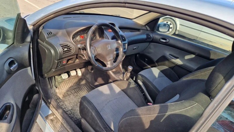 Peugeot 206 1.6i, снимка 4 - Автомобили и джипове - 52446486