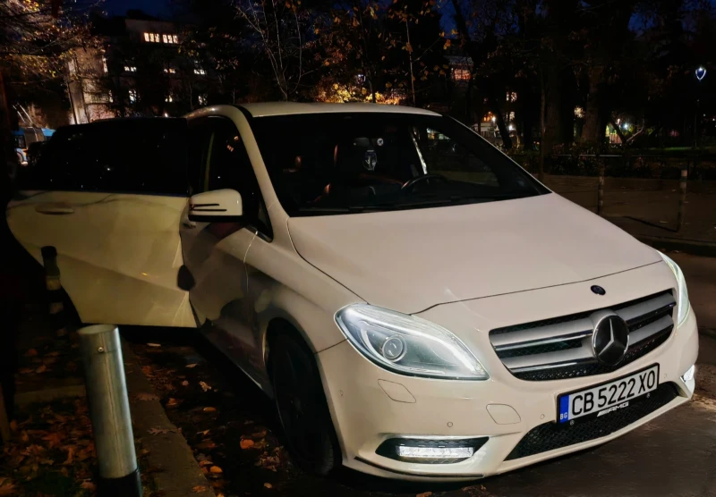 Mercedes-Benz B 180 AMG Пакет, Premium Edition, AUTOMATIC EVRO5B FULL, снимка 14 - Автомобили и джипове - 52429145