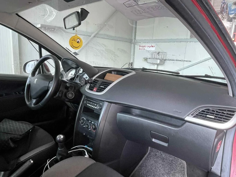 Peugeot 207 207, снимка 7 - Автомобили и джипове - 52463407