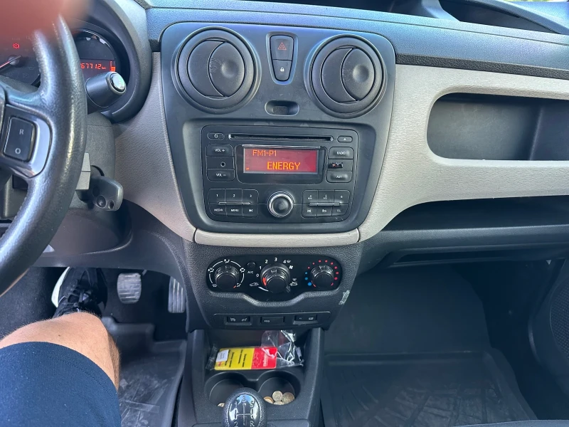 Dacia Dokker, снимка 9 - Автомобили и джипове - 52976909