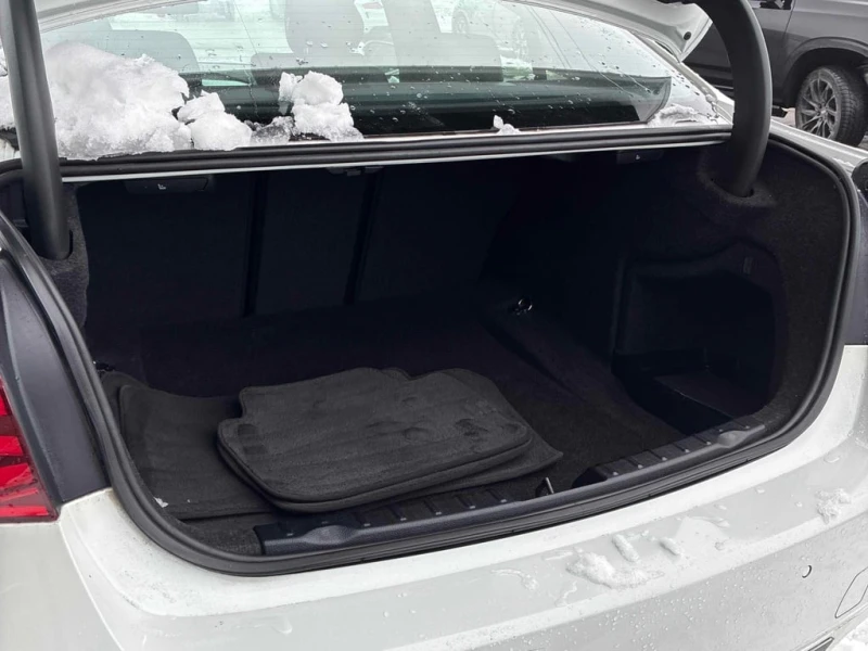 BMW 330 XDRIVE * B48* 8ZF* ГЛАВНО ПРЕДСТАВИТЕЛСТВО НА BMW , снимка 13 - Автомобили и джипове - 53407666