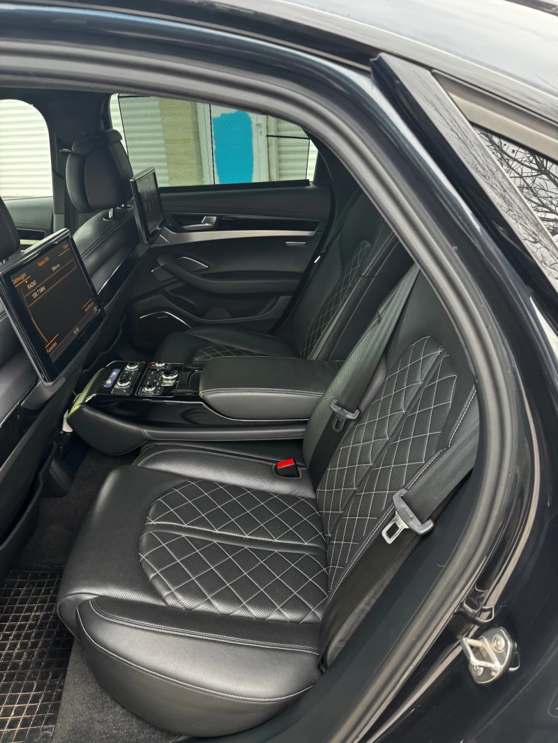 Audi S8 AUDi S8 3/TV 720 PS MEGA VOLL, снимка 11 - Автомобили и джипове - 53564863