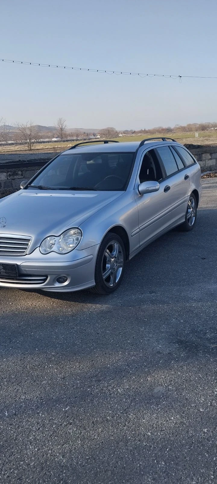 Mercedes-Benz C 180, снимка 4 - Автомобили и джипове - 49065997