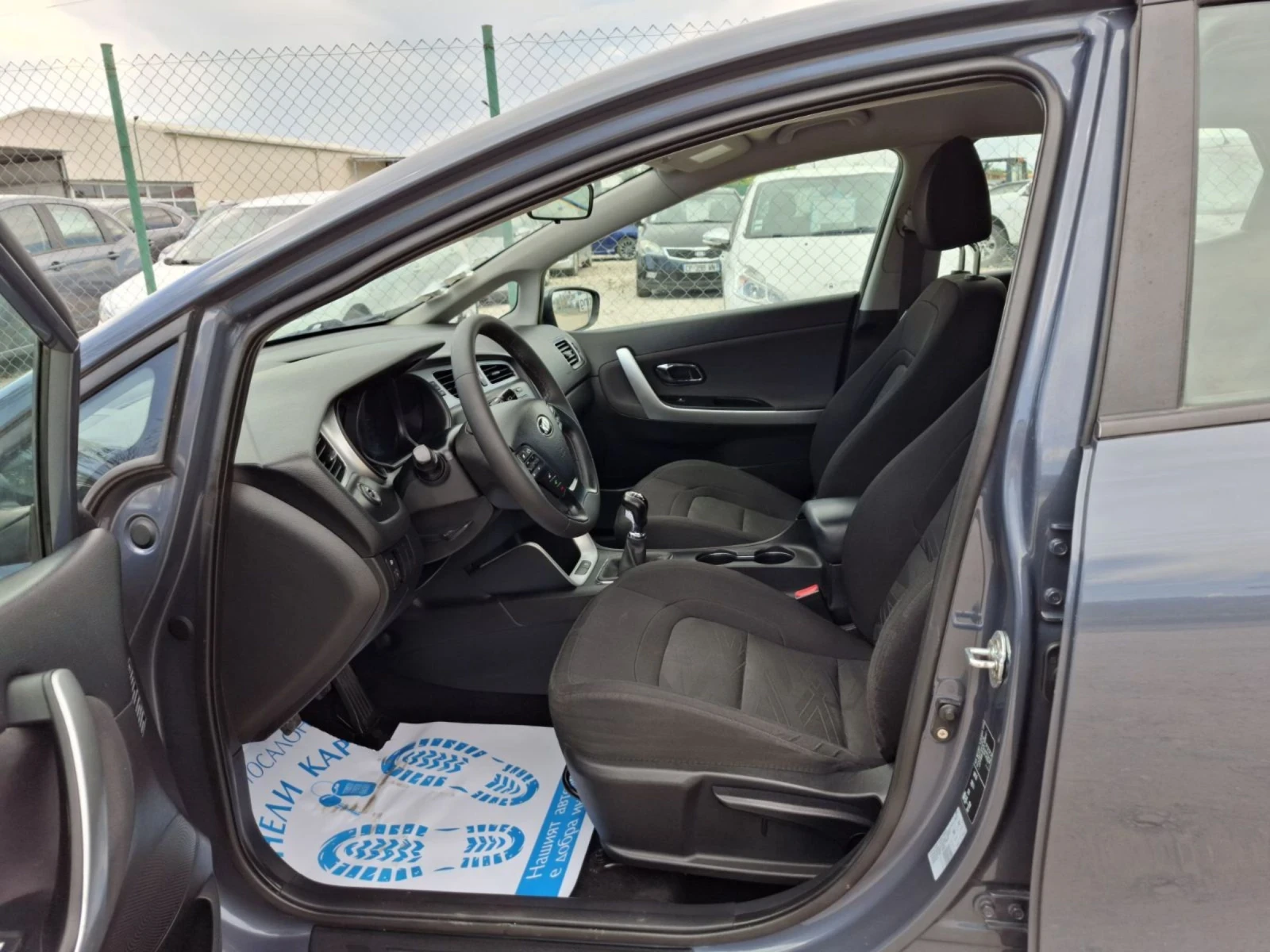 Kia Ceed 1.4 CRDI | Mobile.bg — изображение 13