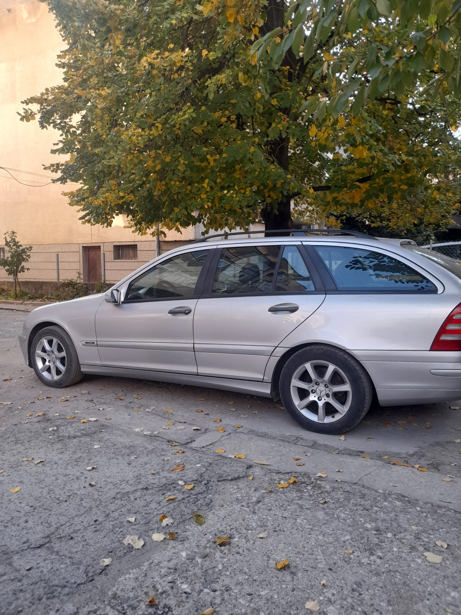 Mercedes-Benz C 220  - изображение 3