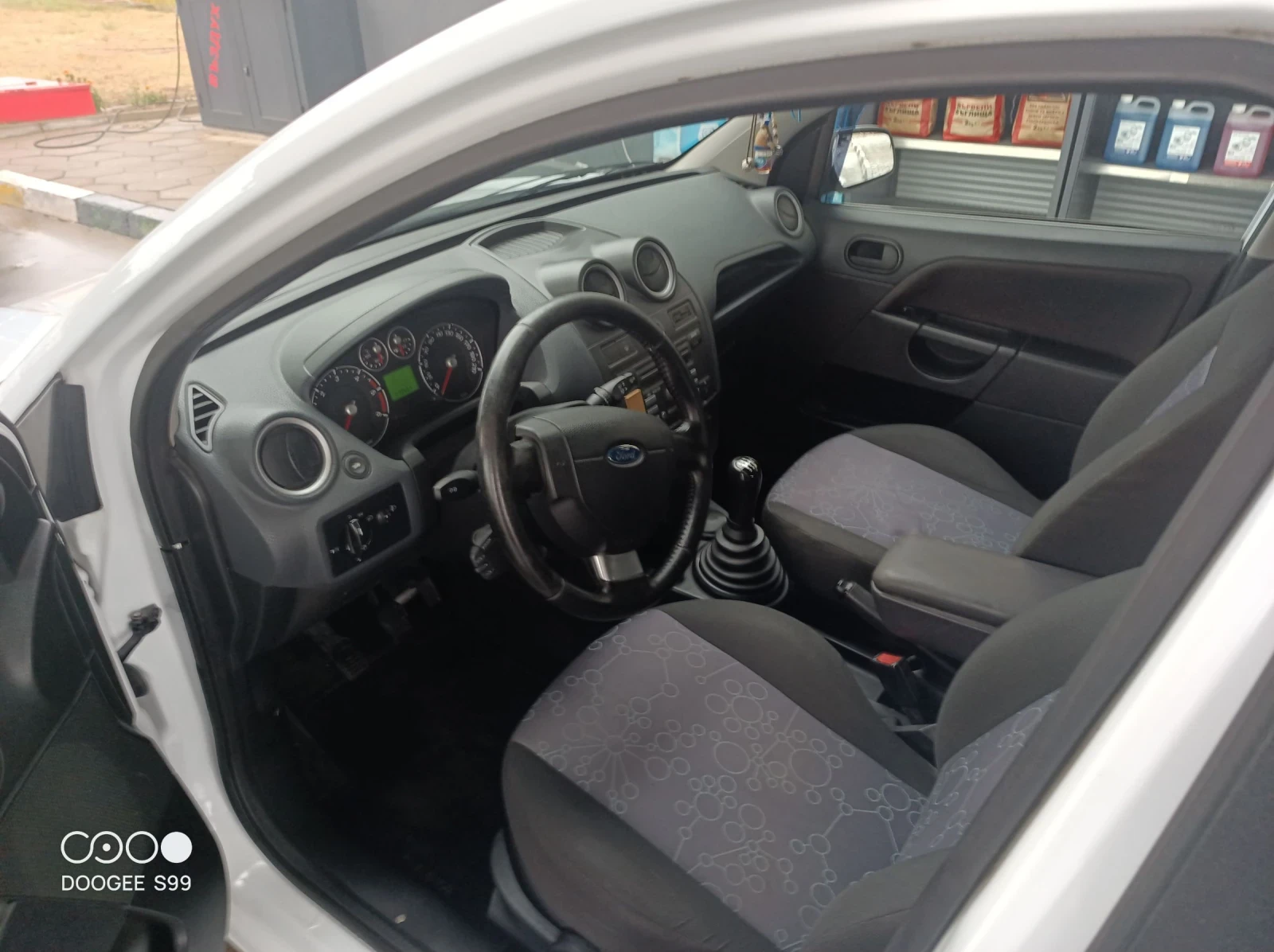 Ford Fiesta  - изображение 6