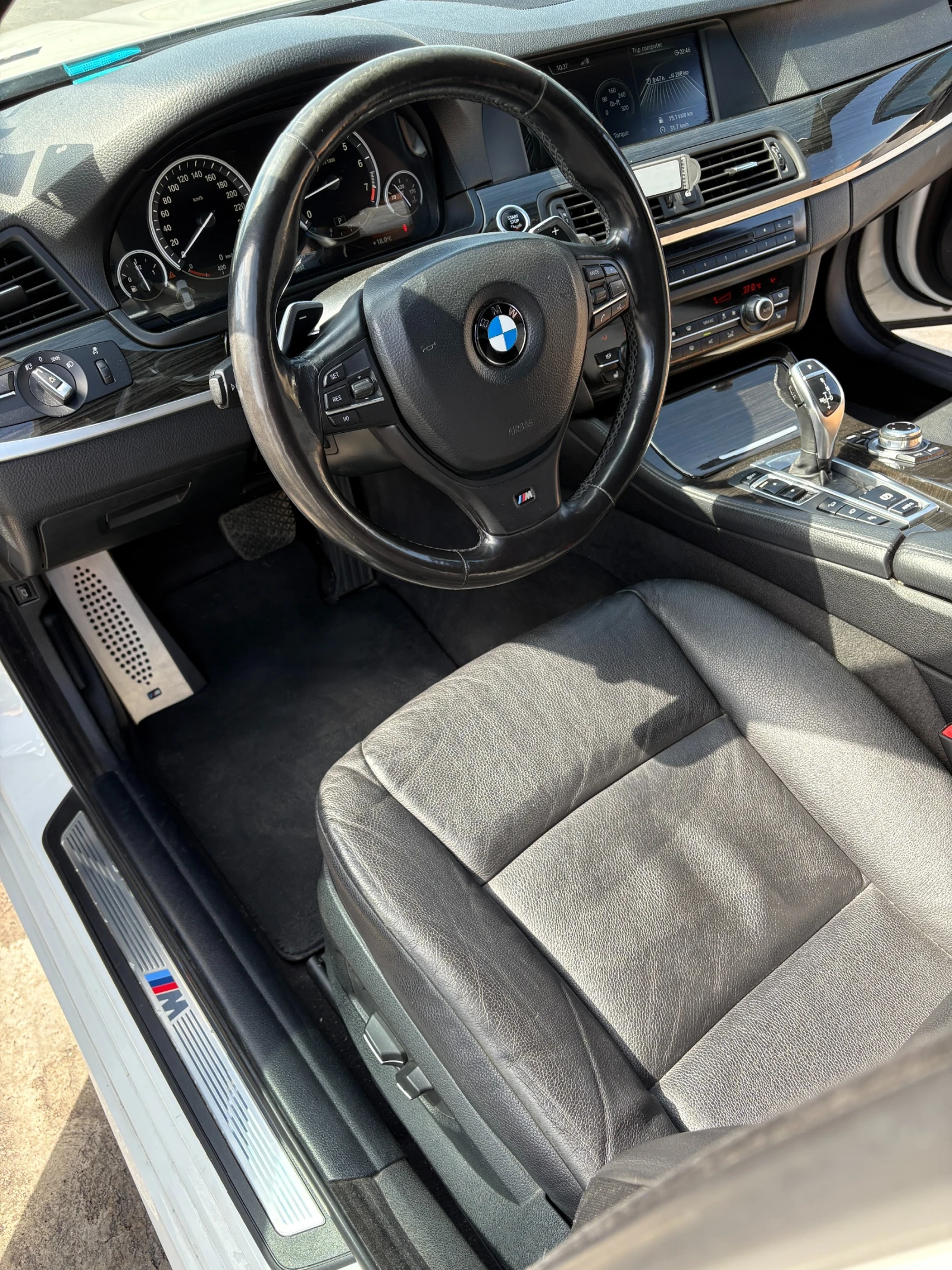 BMW 535 I* Xdrive* M SPORT* Обсужена* Топ, снимка 10 - Автомобили и джипове - 53265404