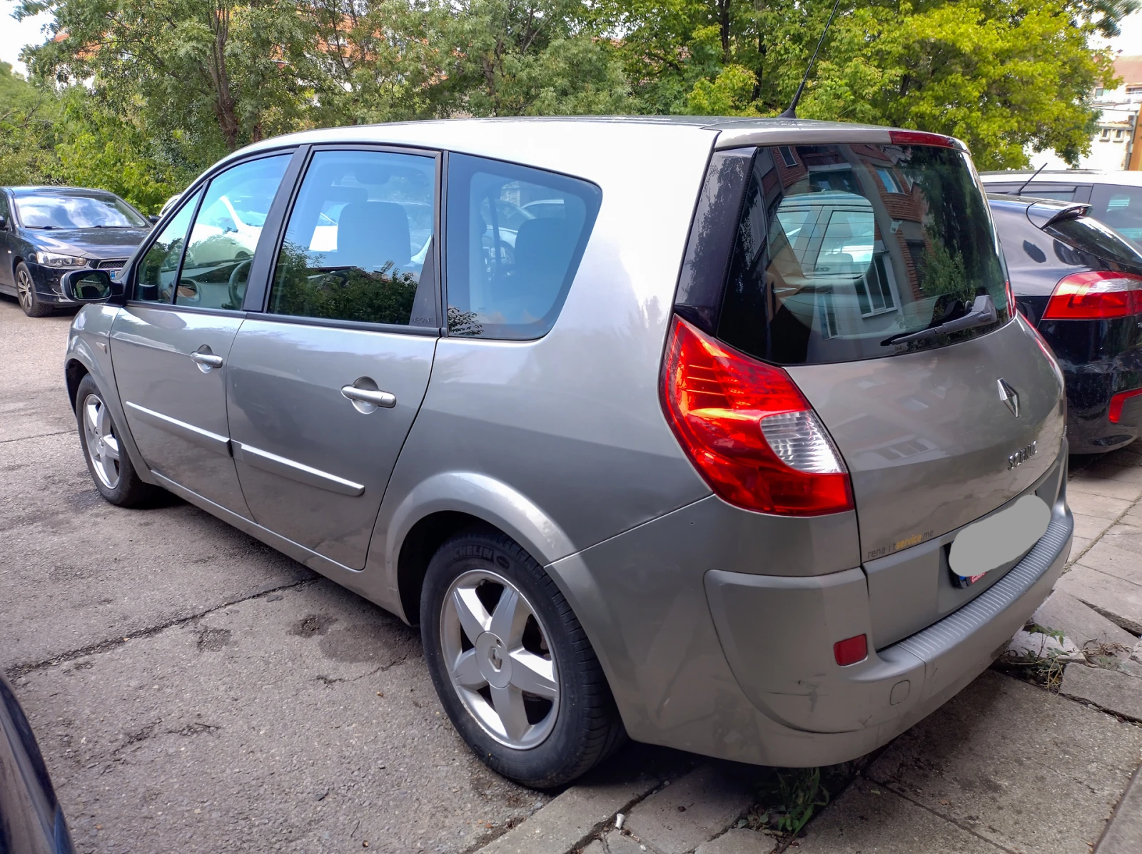 Renault Grand scenic 1.5 DCi - изображение 4