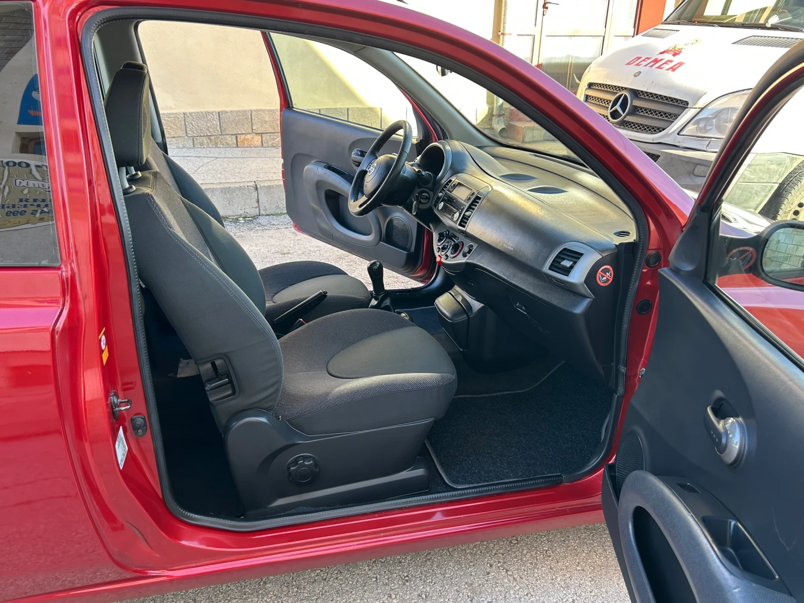 Nissan Micra 1.2i КЛИМАТИК - изображение 10