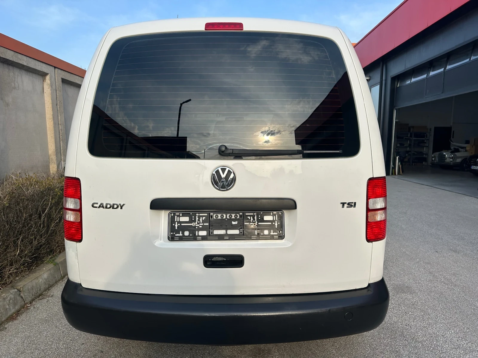 VW Caddy 1, 2tsi Live Проблем Мотор, снимка 5 - Автомобили и джипове - 53878230