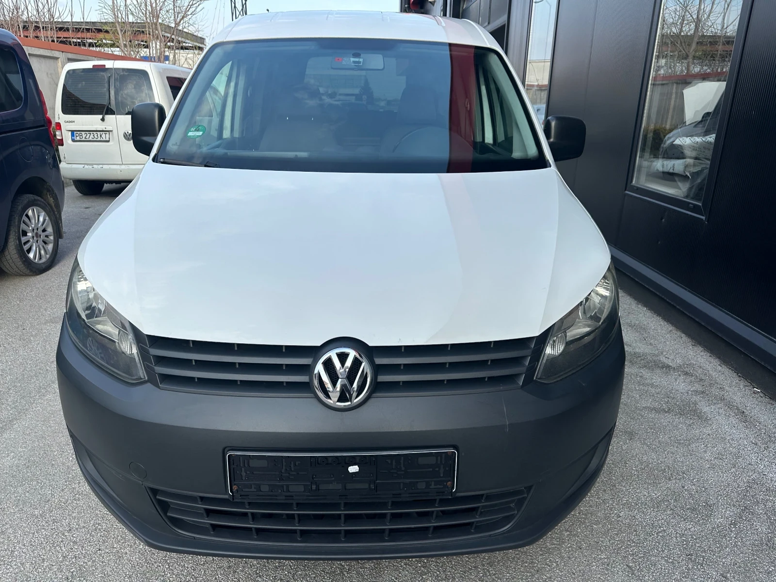 VW Caddy 1, 2tsi Live Проблем Мотор, снимка 2 - Автомобили и джипове - 53878230