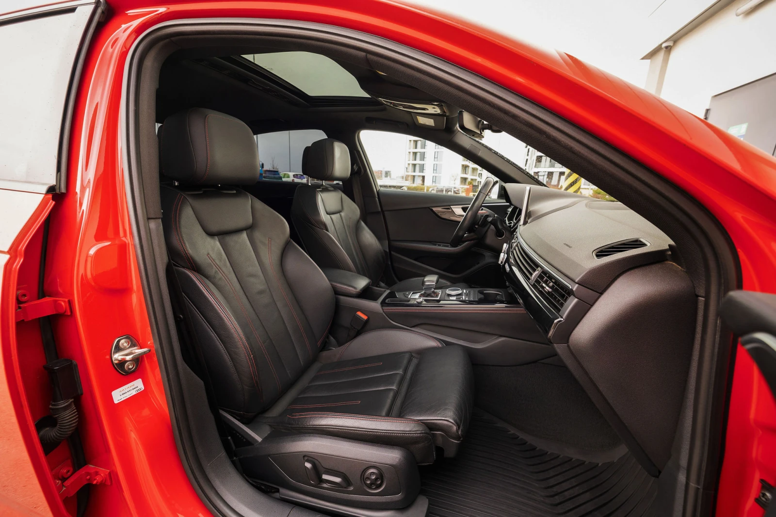 Audi A4 Shadow Line, снимка 10 - Автомобили и джипове - 53900726