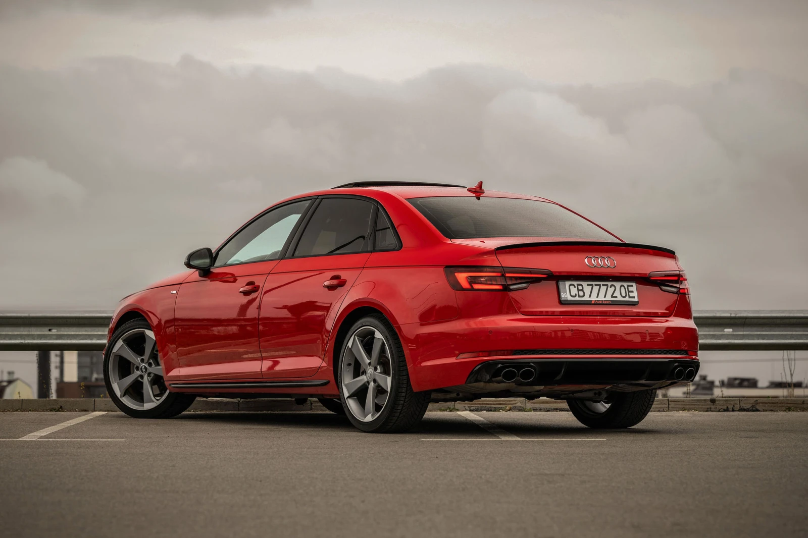 Audi A4 Shadow Line, снимка 3 - Автомобили и джипове - 53900726