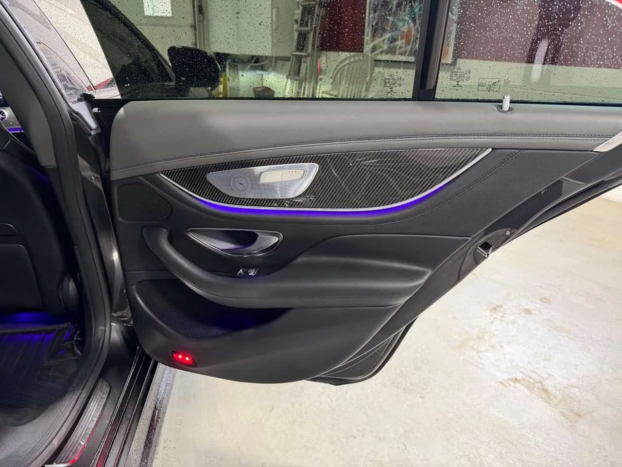 Mercedes-Benz CLS 53 AMG * CARFAX * CARBON * МАСАЖИ * ХЕДЪП * ВЪЗДУШНО, снимка 16 - Автомобили и джипове - 53991941