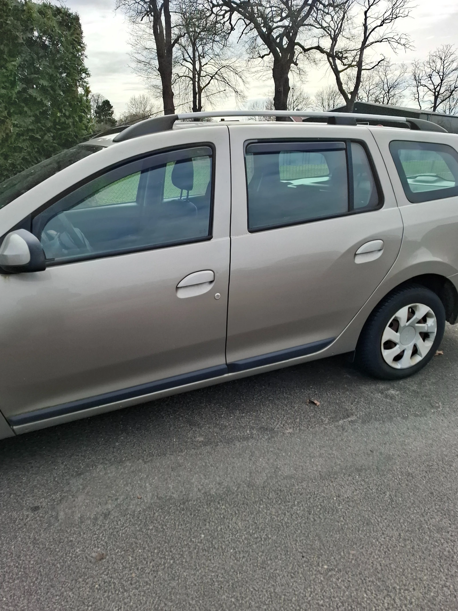 Dacia Logan 7SDAA, снимка 15 - Автомобили и джипове - 54081202