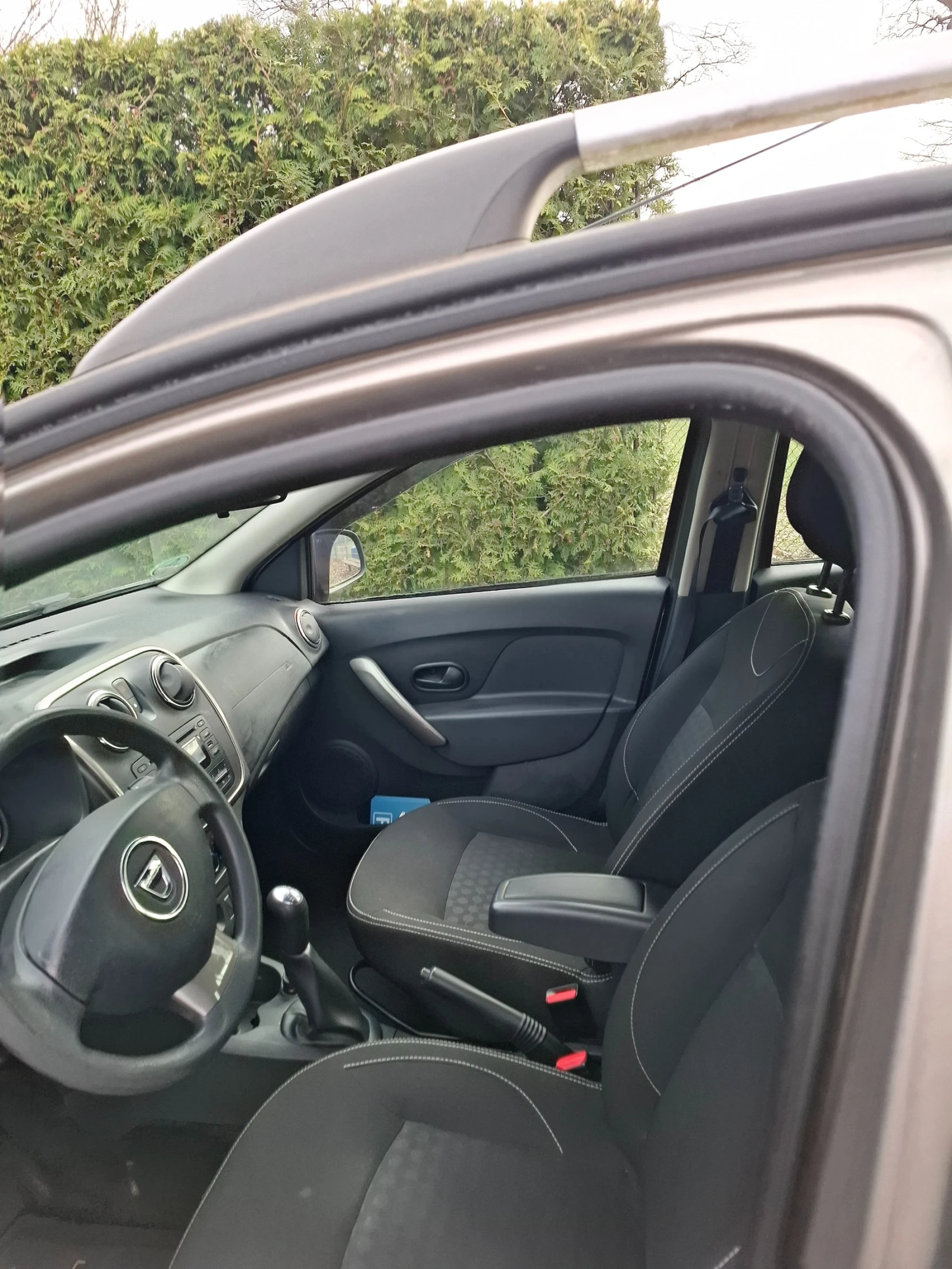 Dacia Logan 7SDAA, снимка 11 - Автомобили и джипове - 54081202