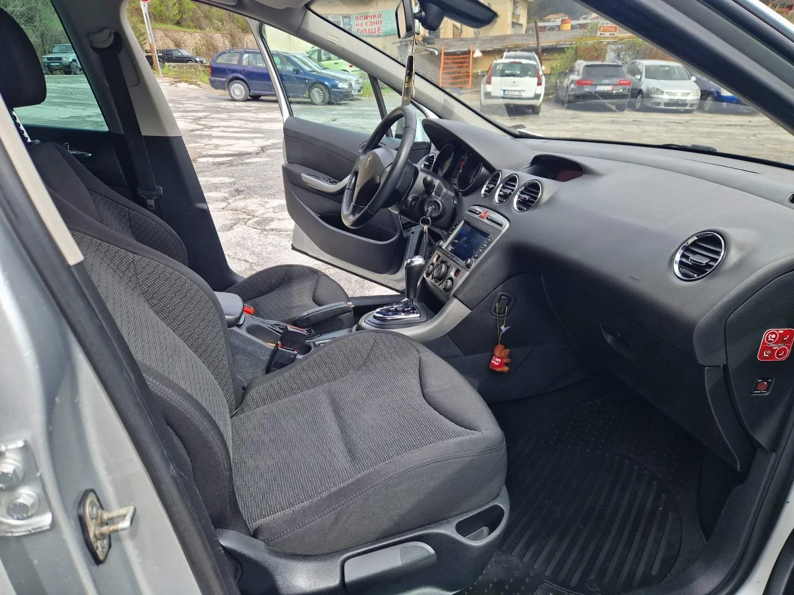 Peugeot 308, снимка 11 - Автомобили и джипове - 54514253