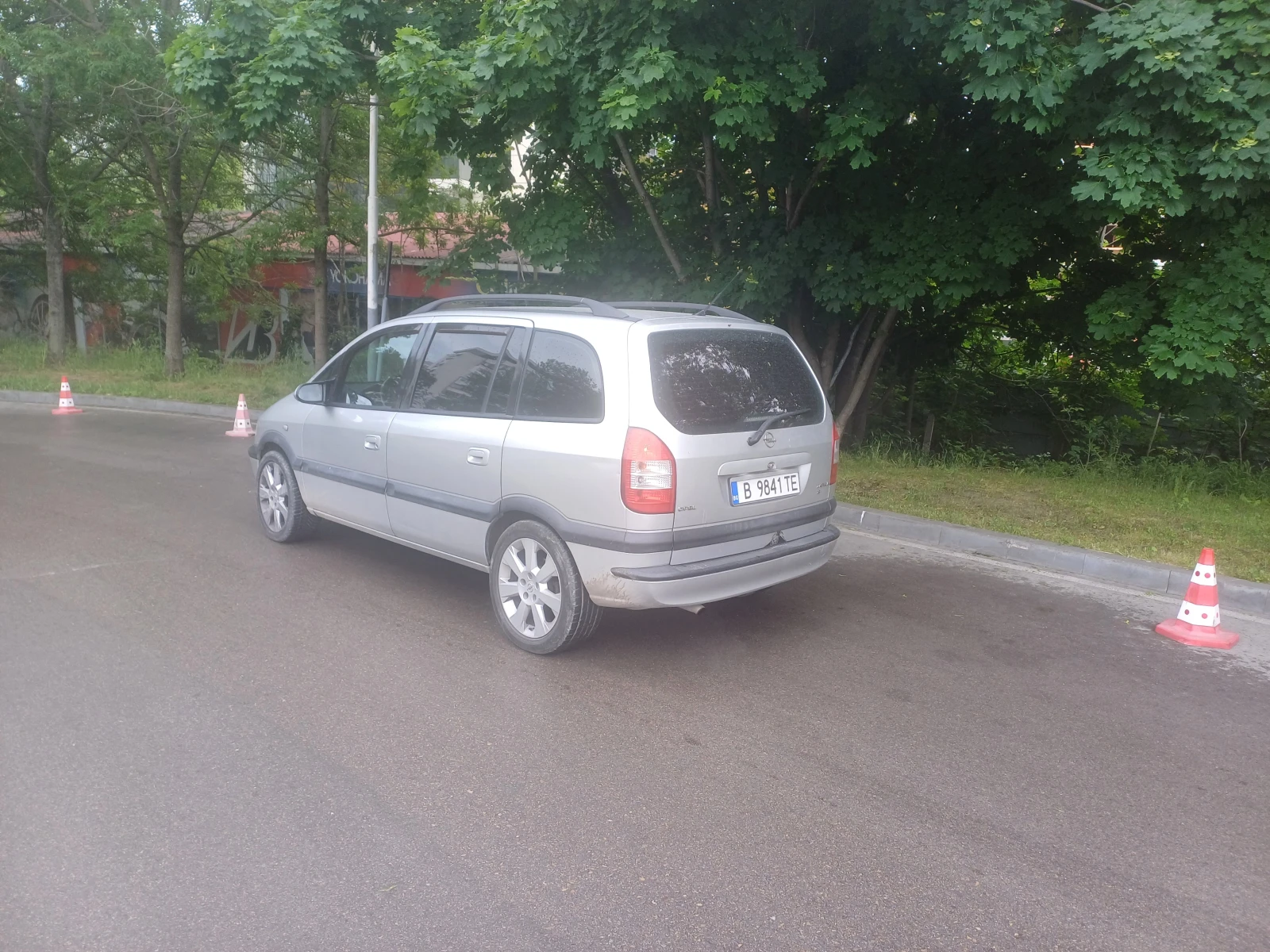 Opel Zafira 1.8I-GAZ, снимка 2 - Автомобили и джипове - 54615356