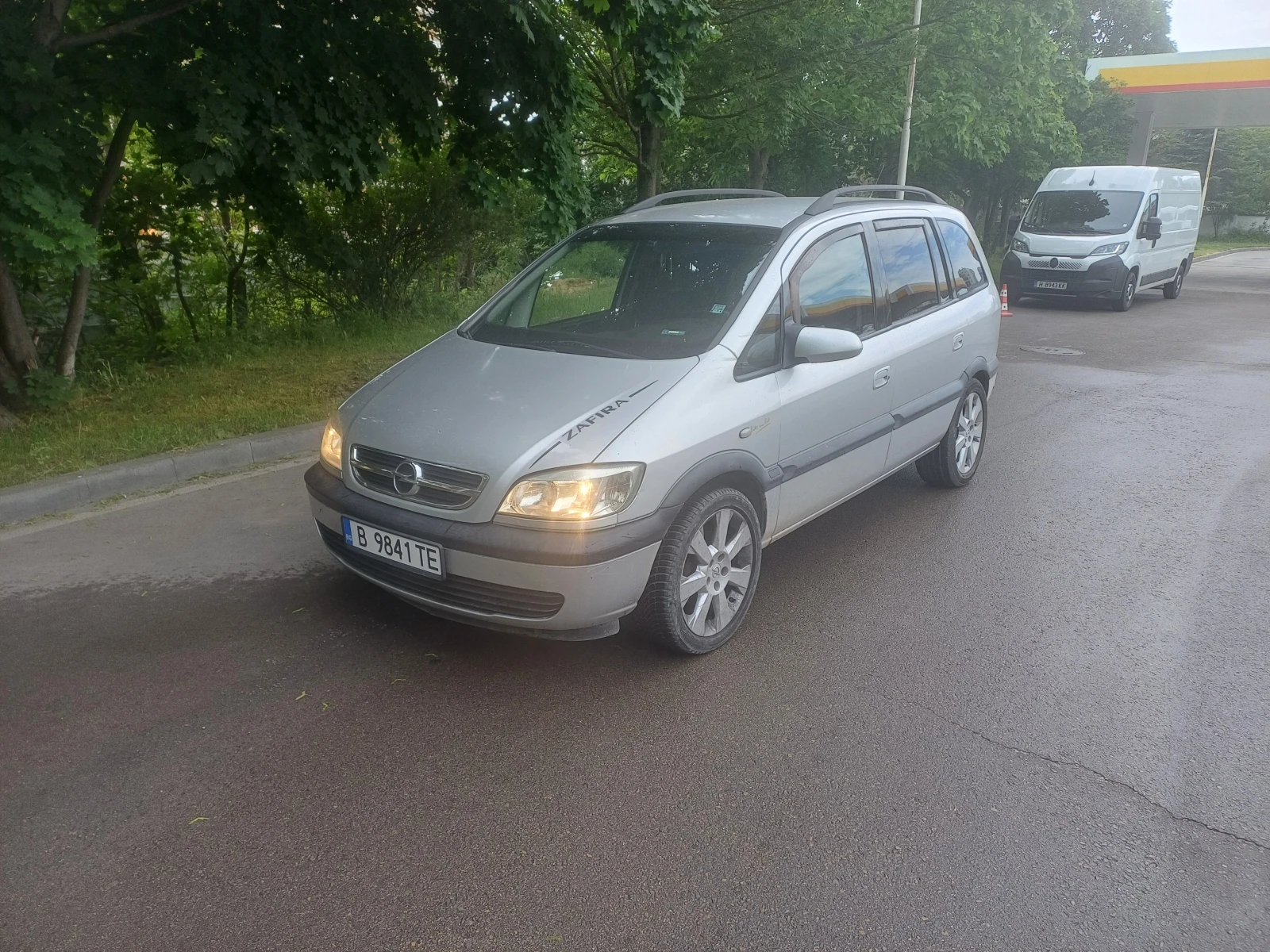 Opel Zafira 1.8I-GAZ, снимка 3 - Автомобили и джипове - 54615356