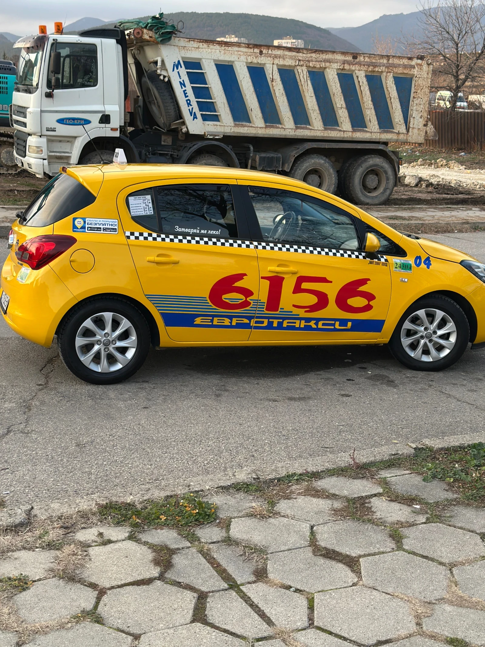 Opel Corsa, снимка 4 - Автомобили и джипове - 54670814