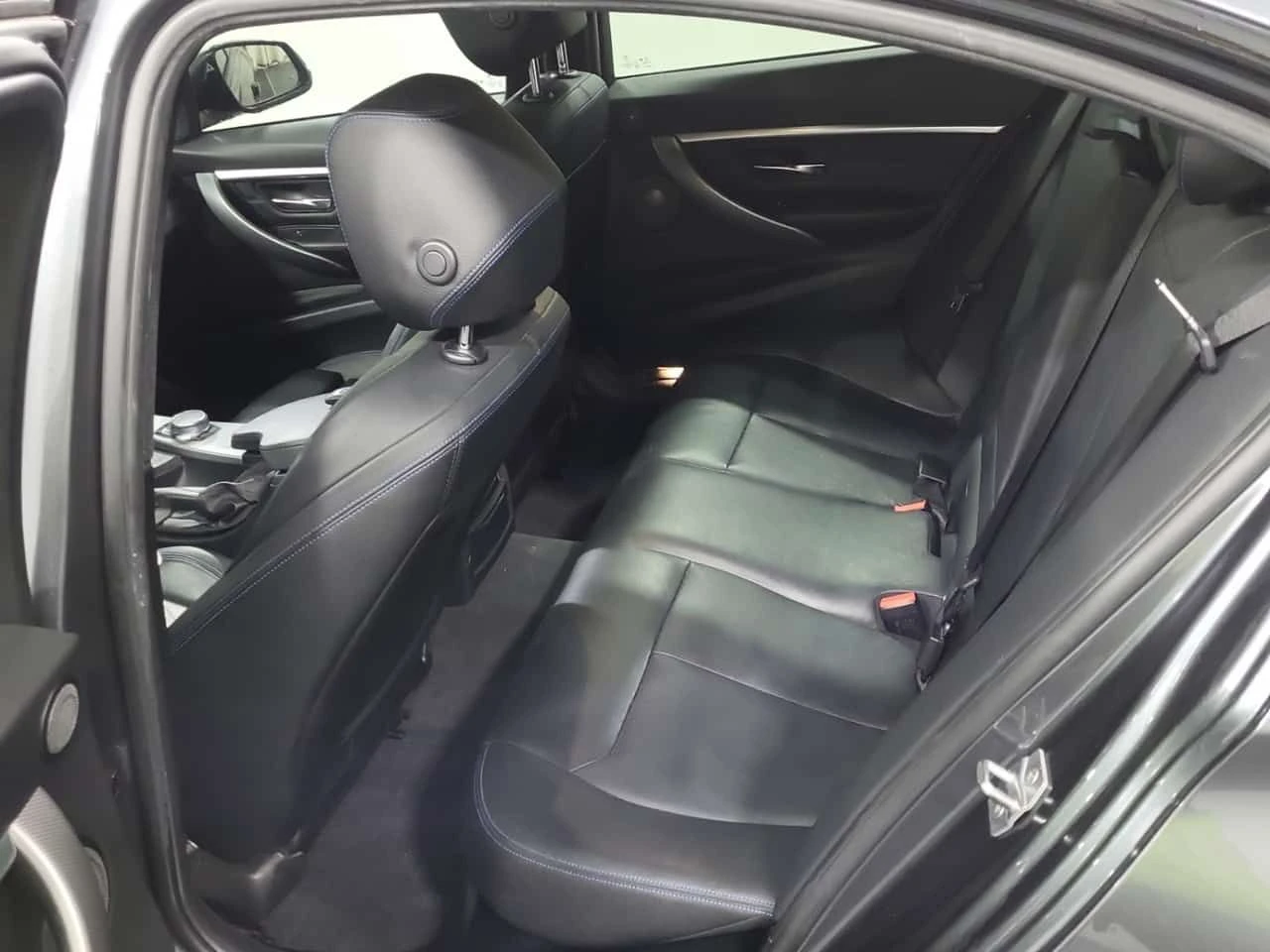 BMW 328 * DIESEL * АВТОКРЕДИТ БЕЗ ПЪРВОНАЧАЛНА ВНОСКА, снимка 11 - Автомобили и джипове - 54708294