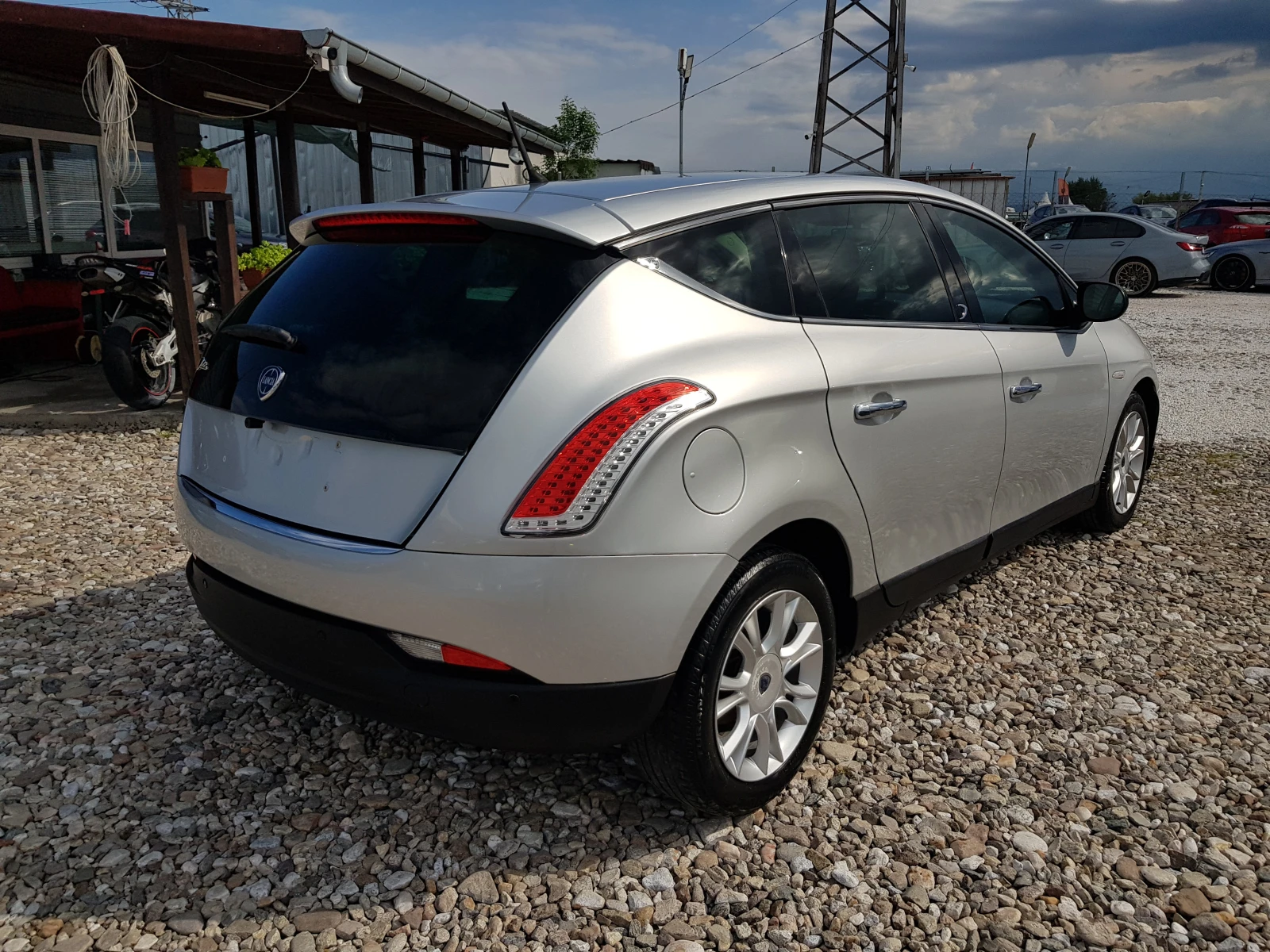Lancia Delta 1.6 Mjet - 120 к.с. /04/2013 г. ЛИЗИНГ, снимка 5 - Автомобили и джипове - 54818997