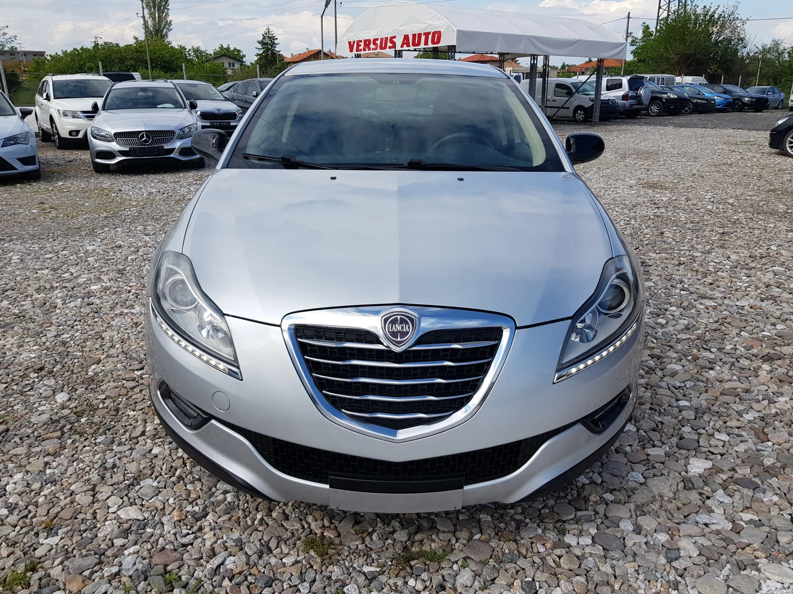 Lancia Delta 1.6 Mjet - 120 к.с. /04/2013 г. ЛИЗИНГ, снимка 2 - Автомобили и джипове - 54818997