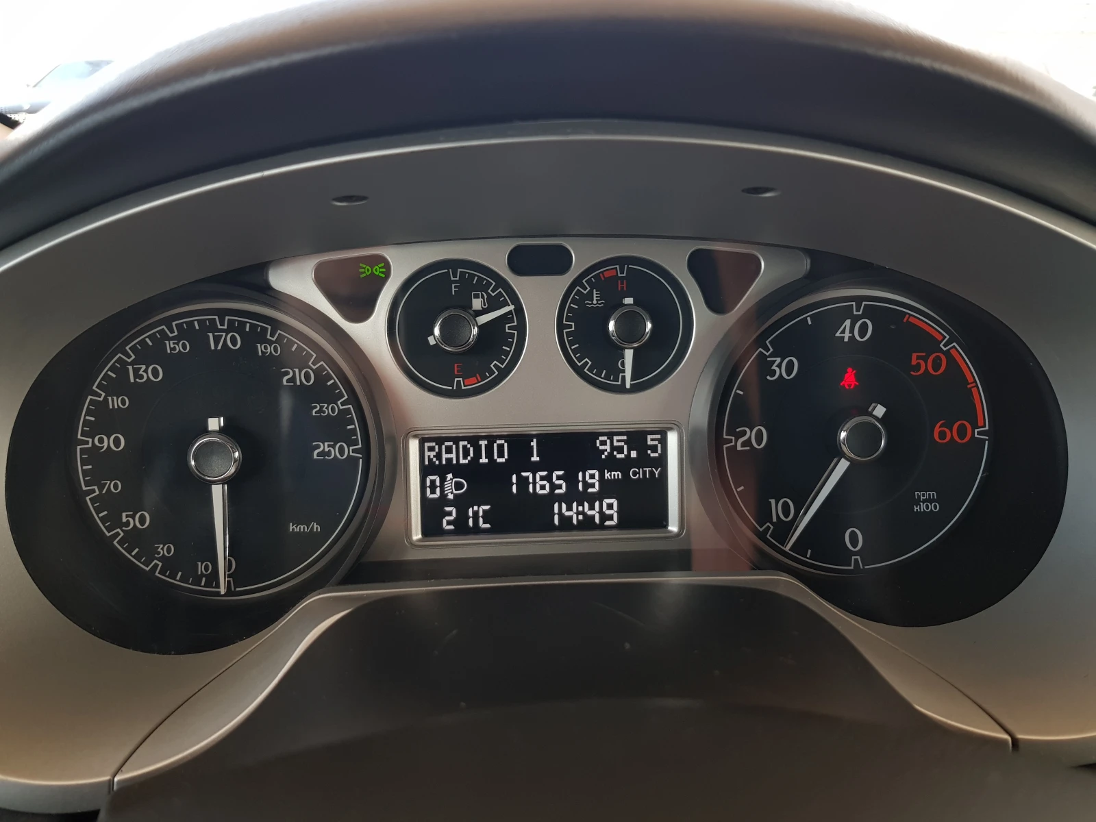 Lancia Delta 1.6 Mjet - 120 к.с. /04/2013 г. ЛИЗИНГ, снимка 13 - Автомобили и джипове - 54818997
