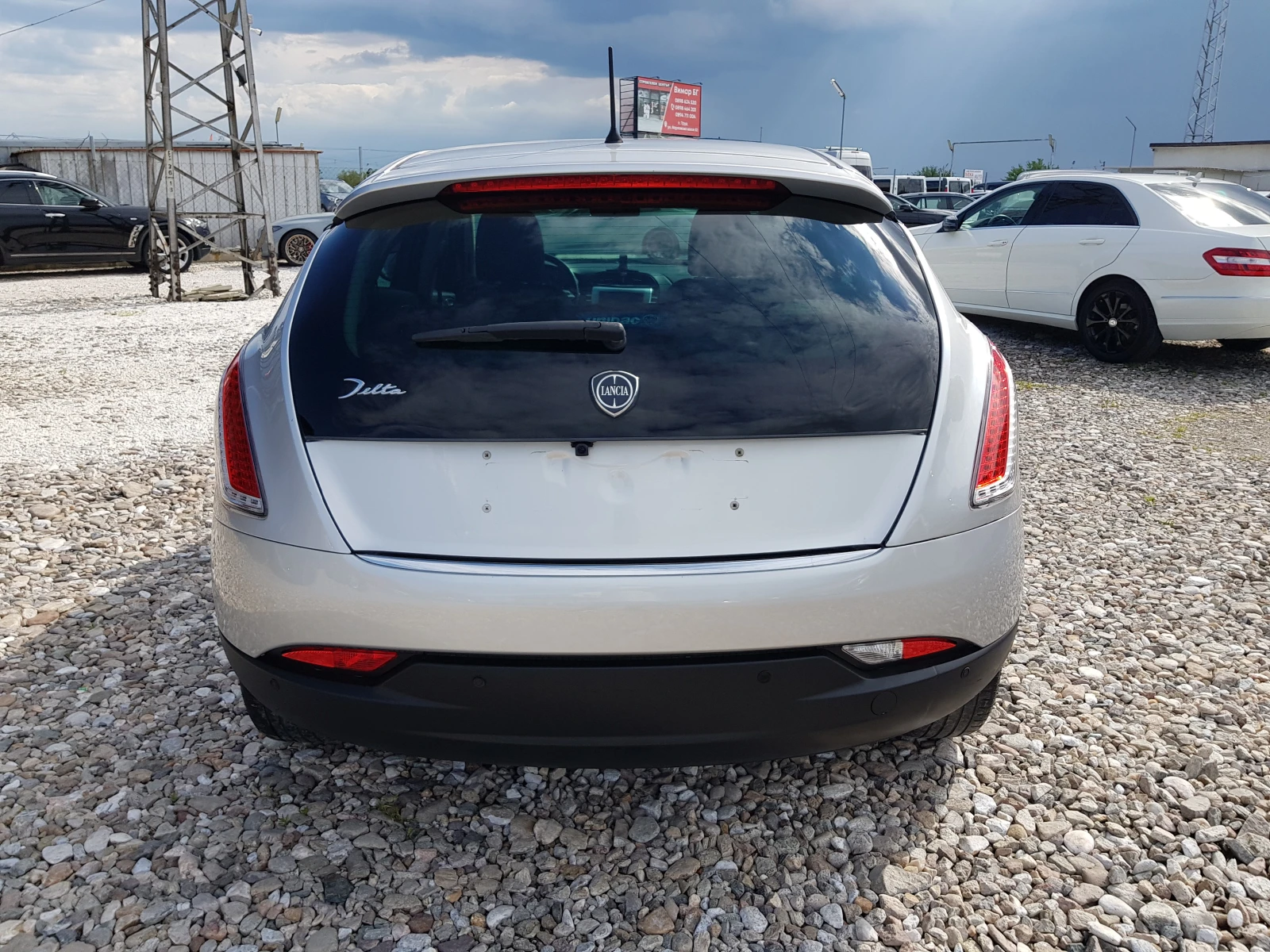 Lancia Delta 1.6 Mjet - 120 к.с. /04/2013 г. ЛИЗИНГ, снимка 6 - Автомобили и джипове - 54818997