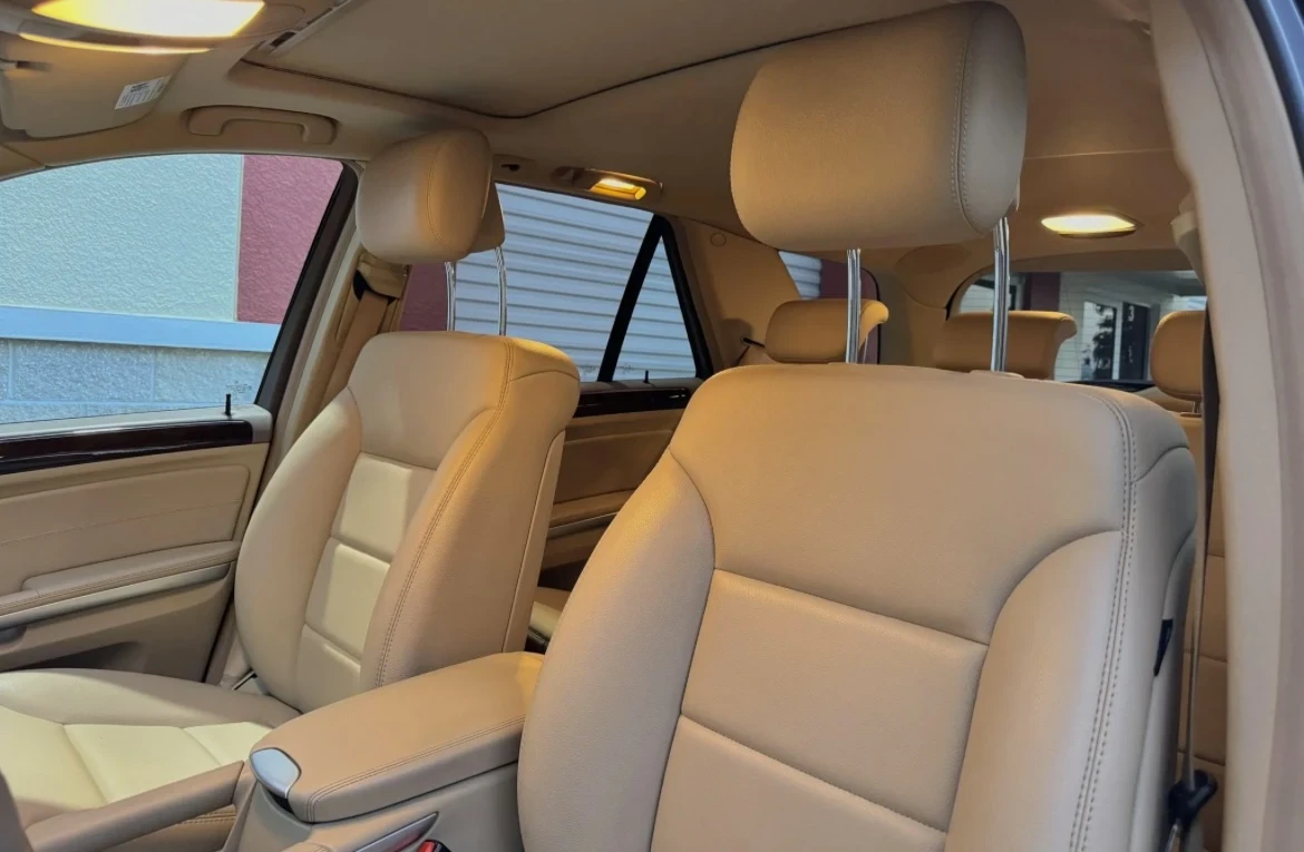 Mercedes-Benz ML 550 AMG* 4MATIC* LPG* HK* KEYLESS* FACELIFT* , снимка 12 - Автомобили и джипове - 55100198