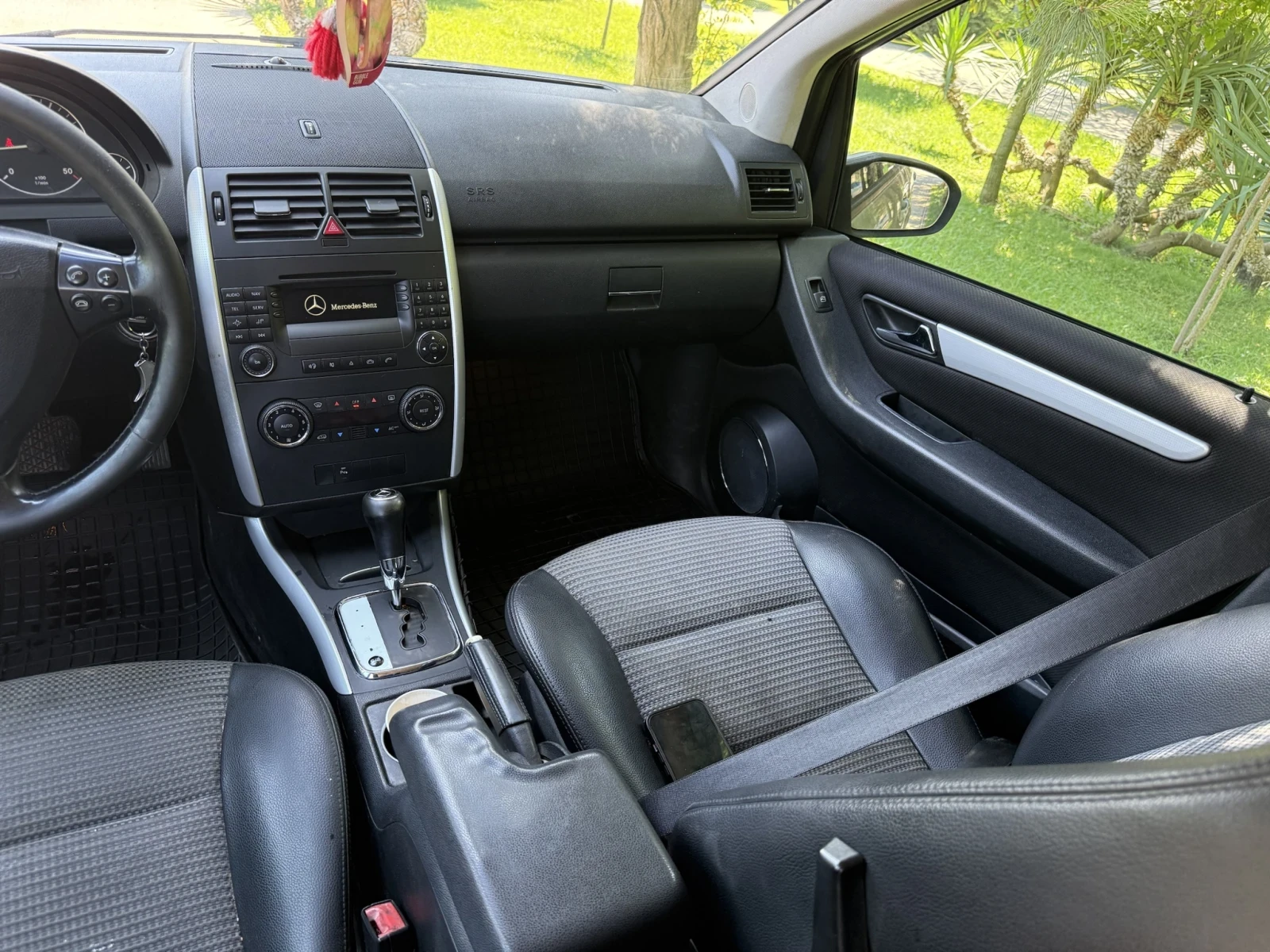 Mercedes-Benz A 180 CDI АВТОМАТИК, снимка 11 - Автомобили и джипове - 55204522