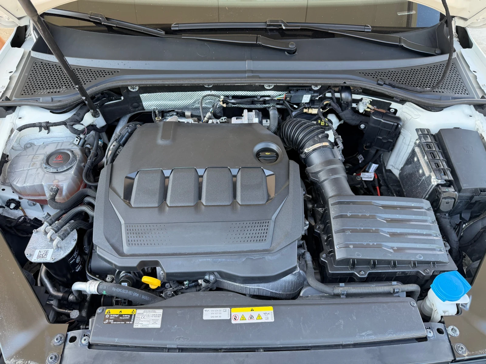 VW Alltrack 2.0TDI Швейцария 200к.с., снимка 17 - Автомобили и джипове - 55248494