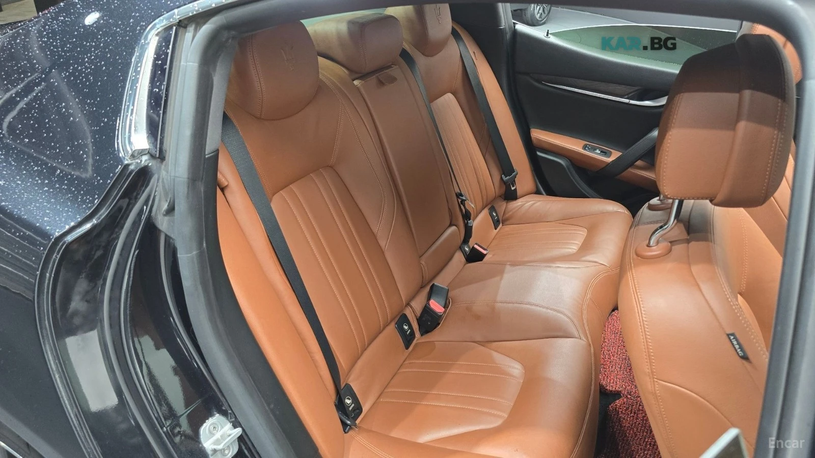 Maserati Ghibli КОЖА* ПОДГРЕВ* ПАНО* КАМЕРА, снимка 10 - Автомобили и джипове - 55403327