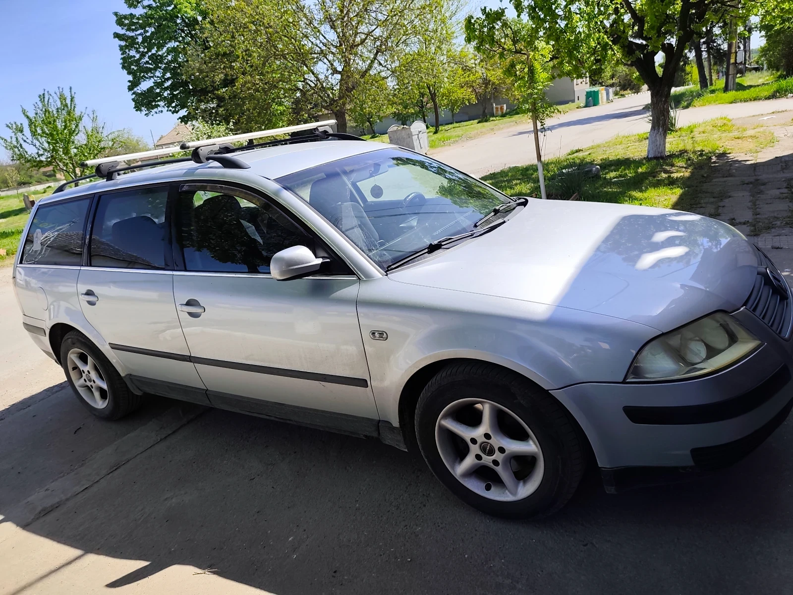 VW Passat Вариант 5.5, снимка 6 - Автомобили и джипове - 55423869