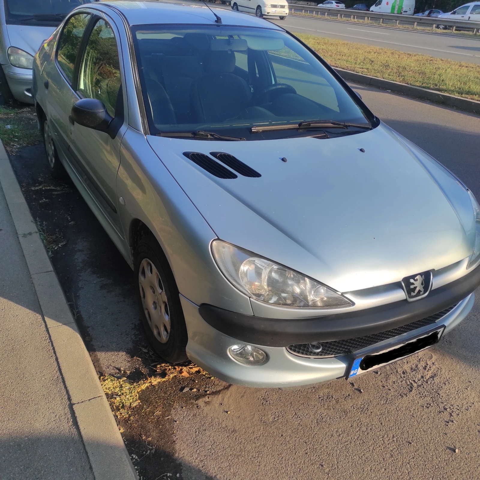 Peugeot 206, снимка 4 - Автомобили и джипове - 55436794