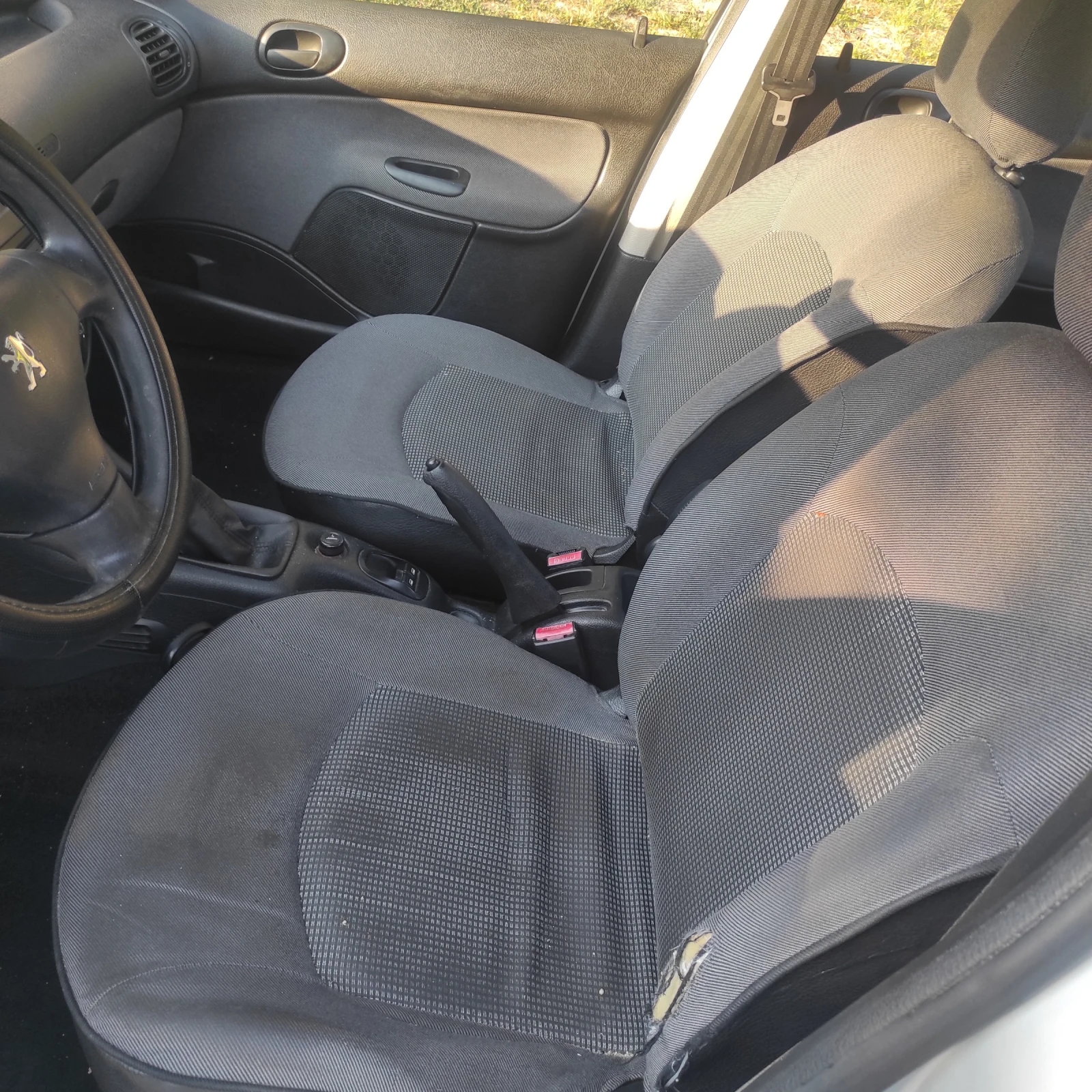Peugeot 206, снимка 8 - Автомобили и джипове - 55436794