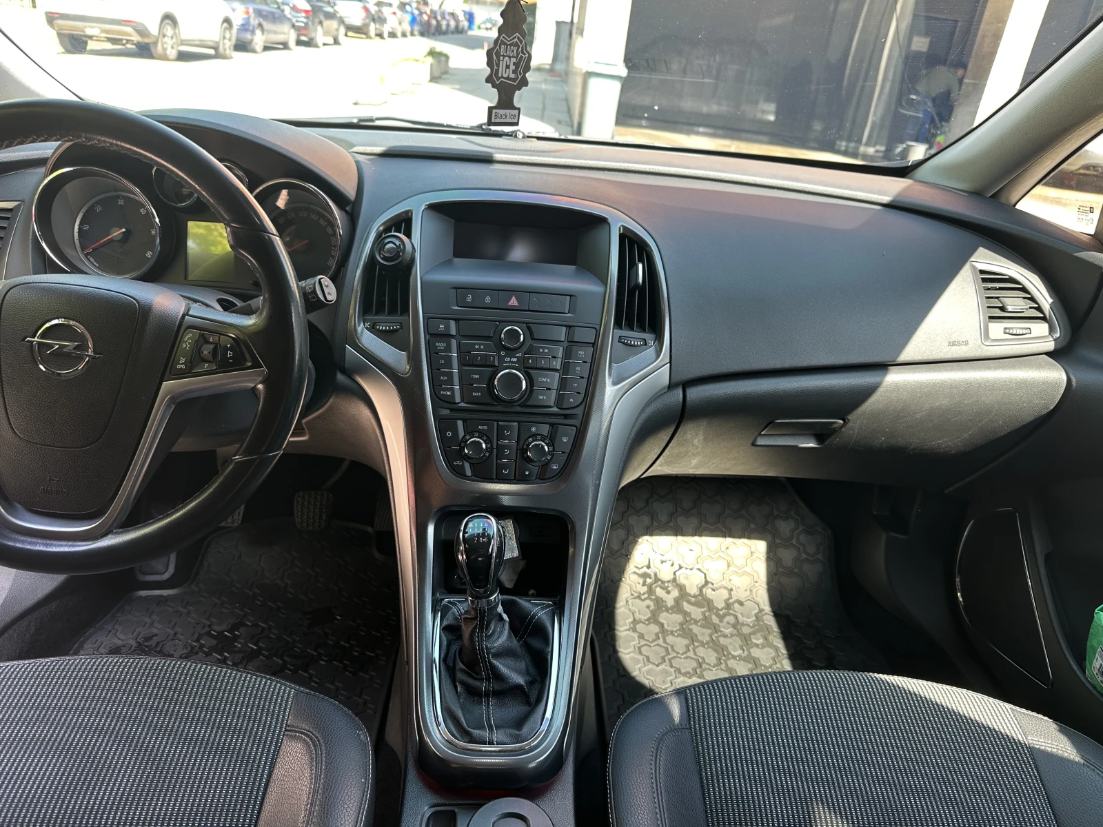 Opel Astra, снимка 14 - Автомобили и джипове - 55655626