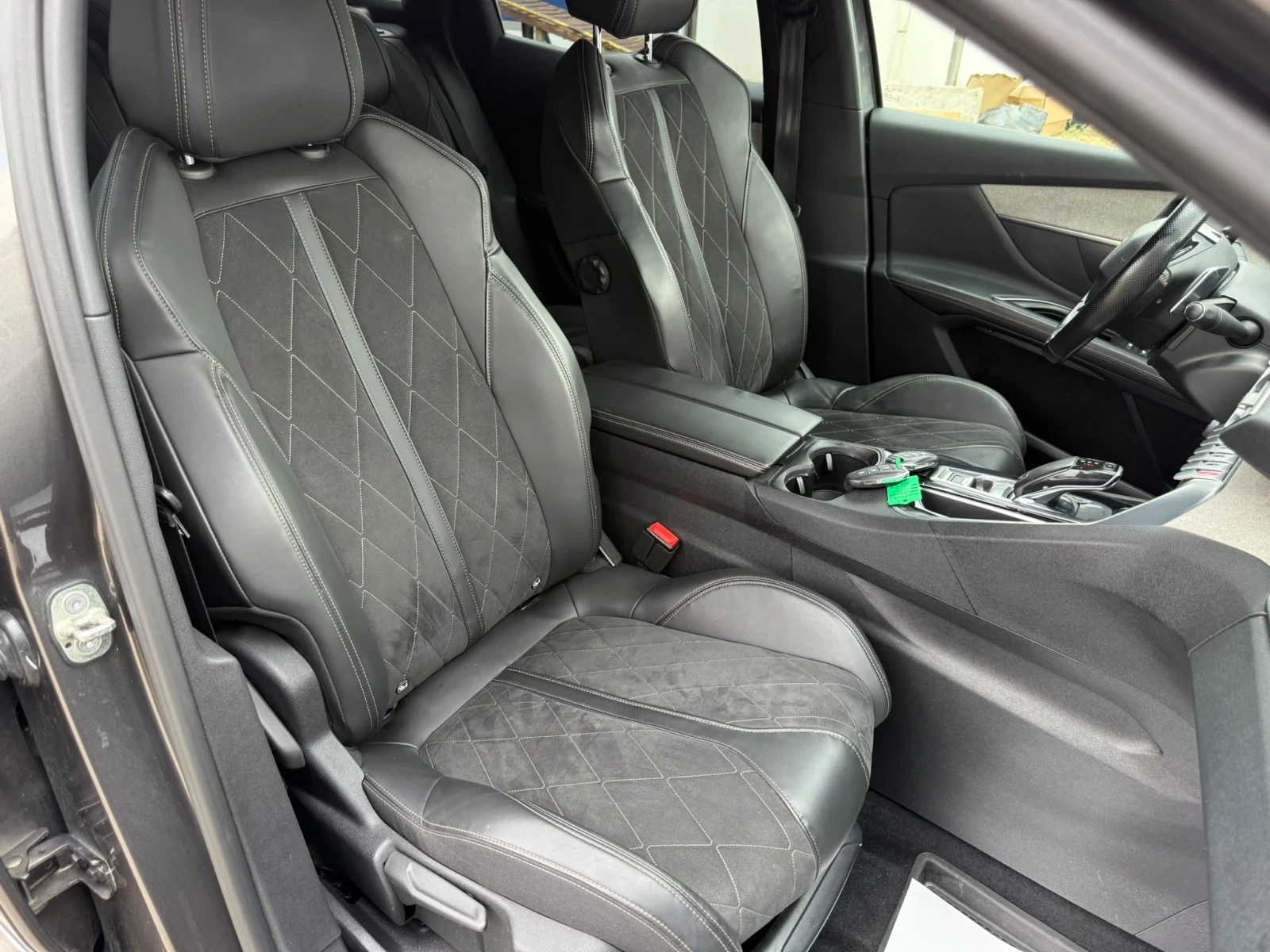 Peugeot 3008 2.0hdi/GT, снимка 13 - Автомобили и джипове - 55657730