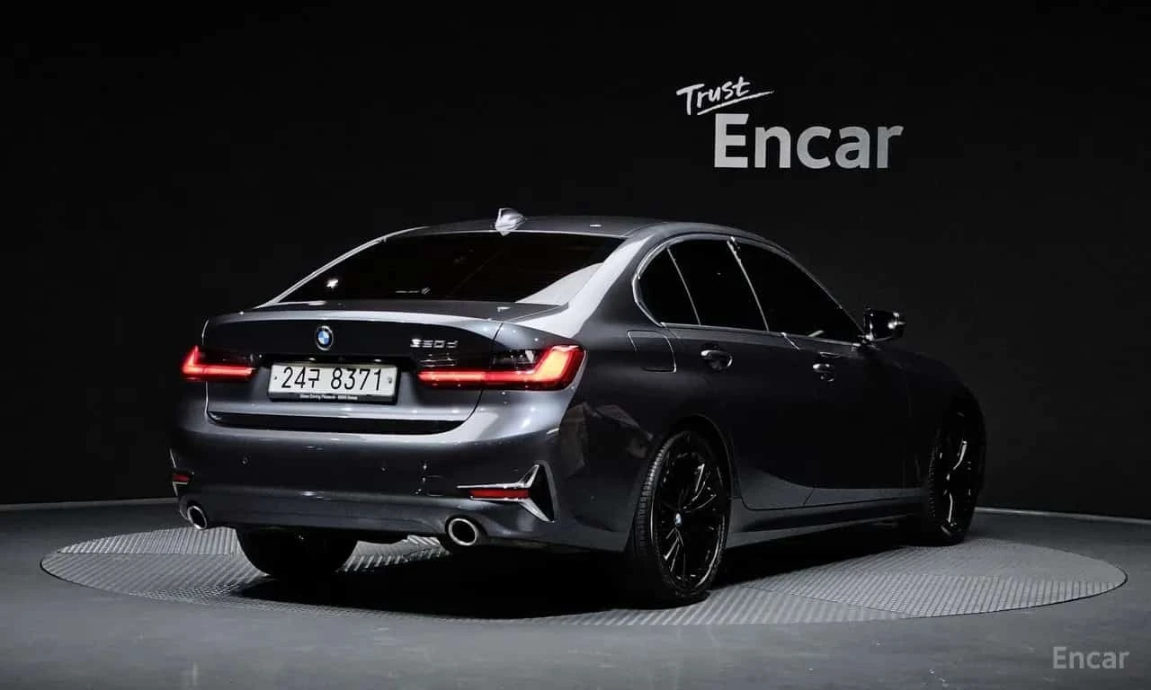 BMW 320 * 320d Luxury * ЦЕНА ДО БГ, снимка 2 - Автомобили и джипове - 56313510