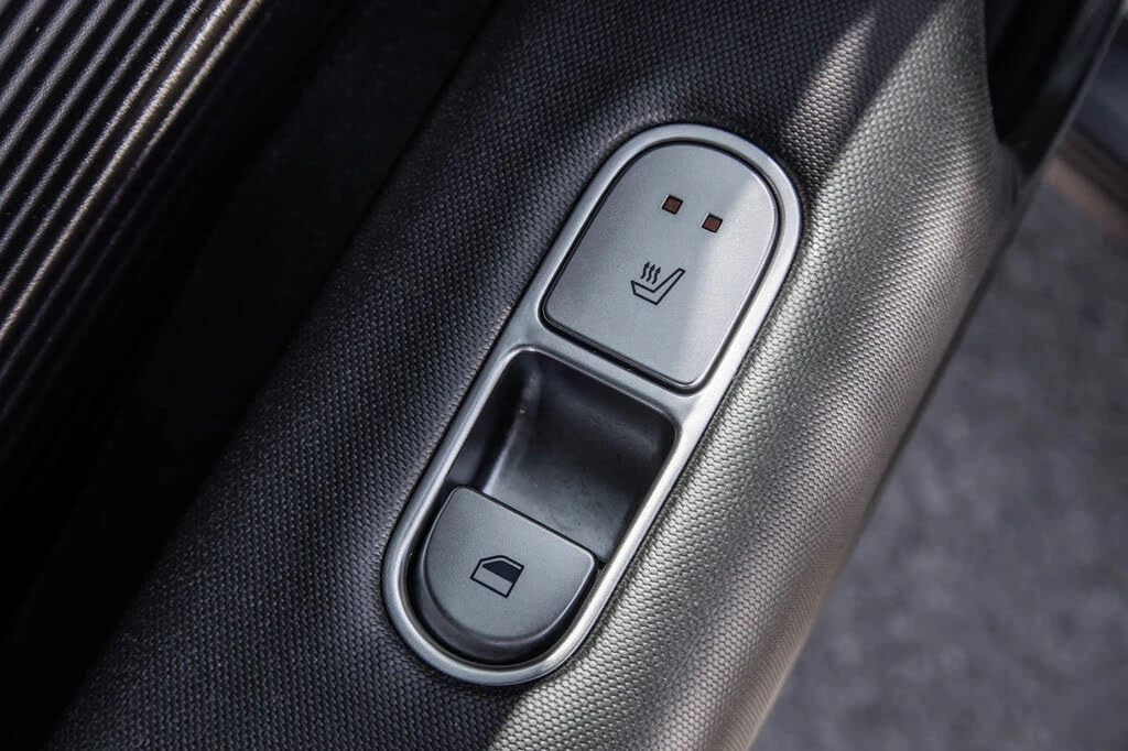 Hyundai Ioniq 6 LIMITED* LONG-RANGE* 4X4* DISTRONIC* �������* CAME | Mobile.bg � ����������� 17