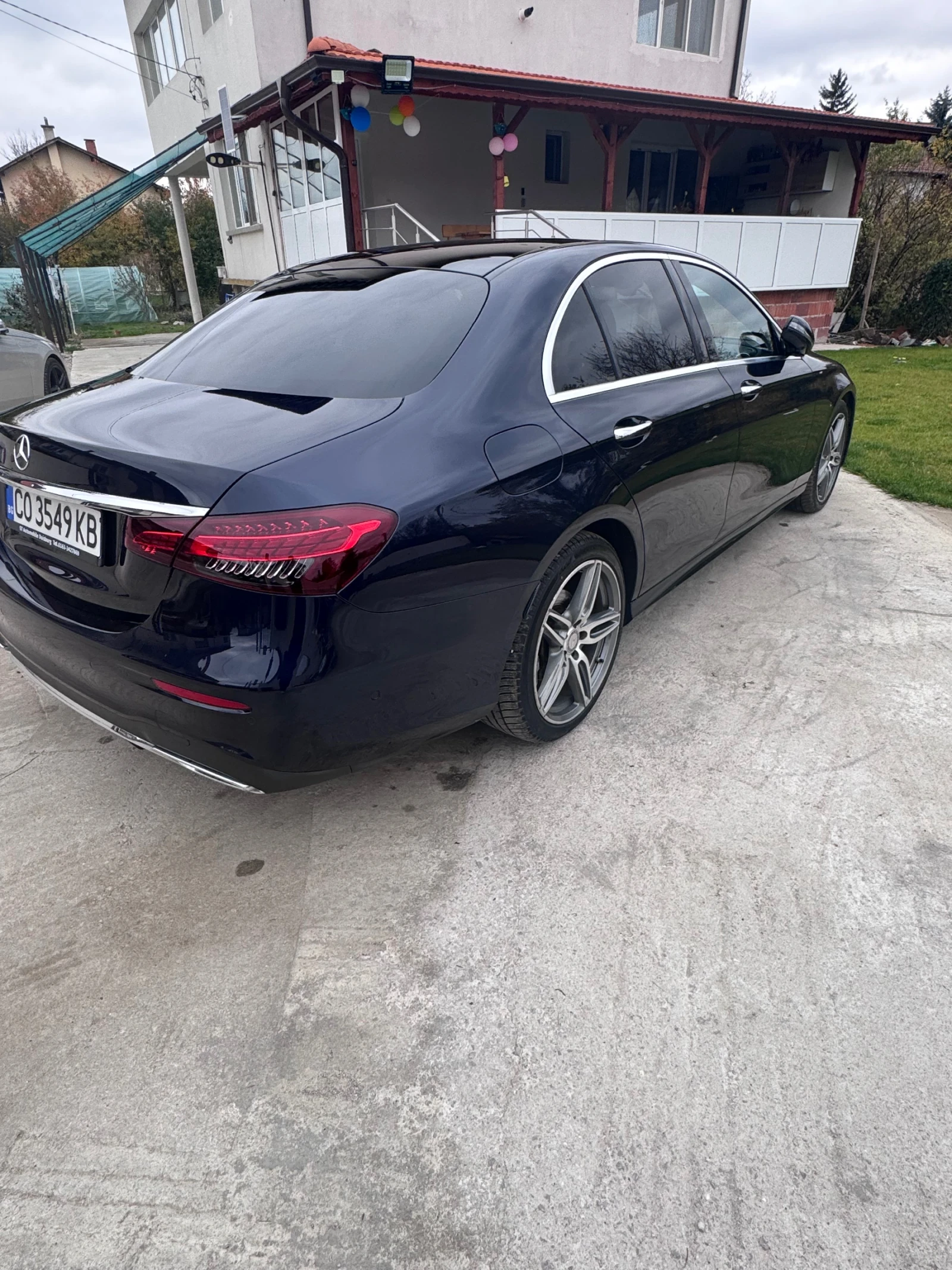 Mercedes-Benz E 220, снимка 10 - Автомобили и джипове - 56538224